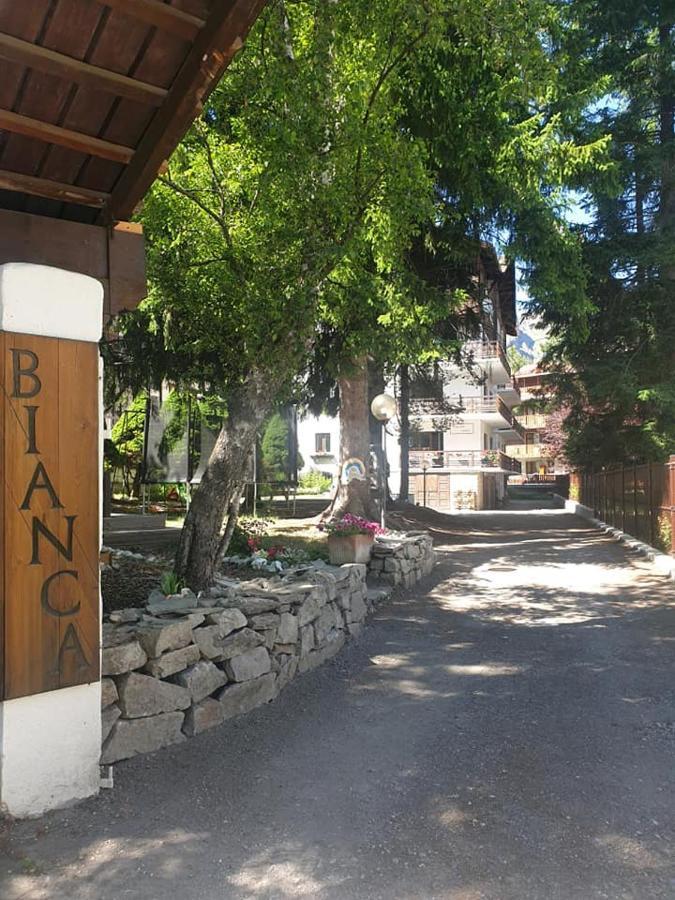 Pensione Bianca Bardonecchia Exterior photo