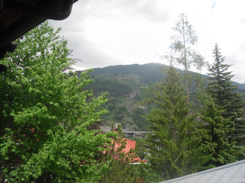 Pensione Bianca Bardonecchia Exterior photo